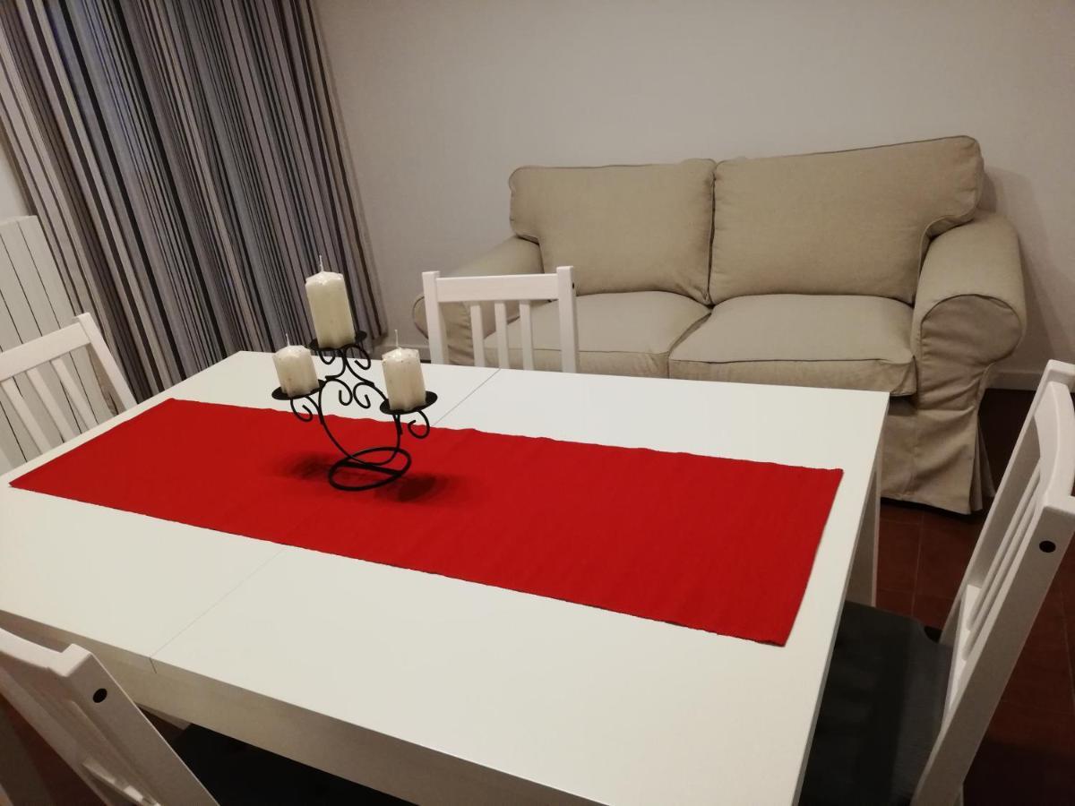 شقة Davide & Mary Friendly House نوفارا المظهر الخارجي الصورة